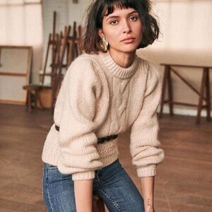 Sézane Serena Jumper/Sweater in Cream